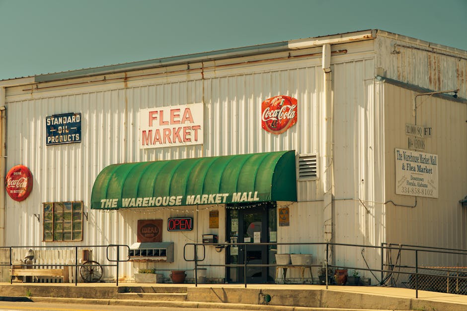 A retro flea market storefront in Alabama with vintage signage and classic design.